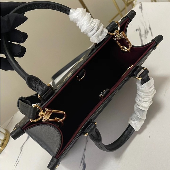 💫Louis Vuitton Women ONTHEGO PM M45659 Bag